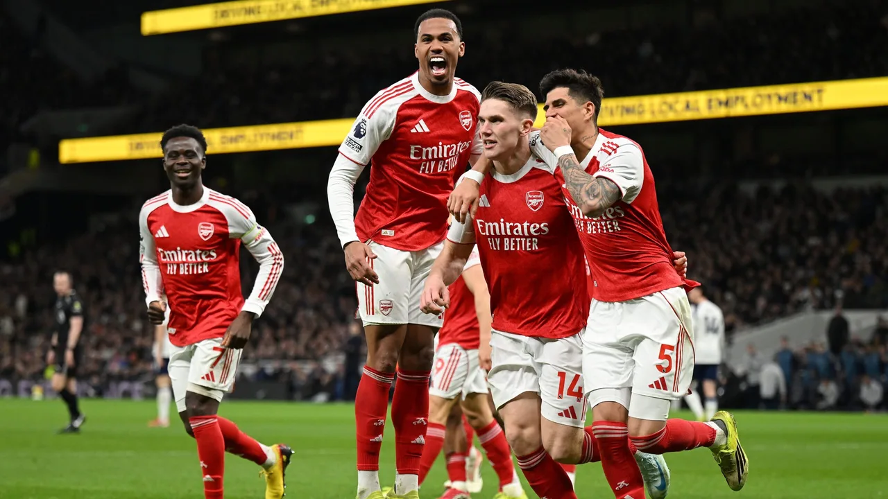 مهاجم توتنهام يصف الركلات الثابتة لفريق آرسنال بوضعية حديقة الحيوانات الفوضوية